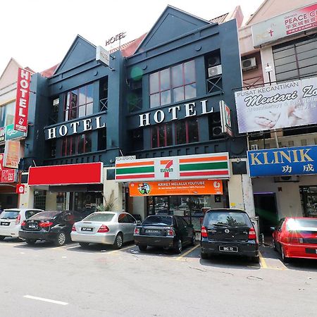 Nida Rooms Sunway Petaling Zahara Petaling Jaya Buitenkant foto